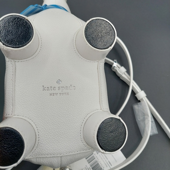 Kate spade  Artic Polar Bear crossbody retail $329 - Picture 4 of 11
